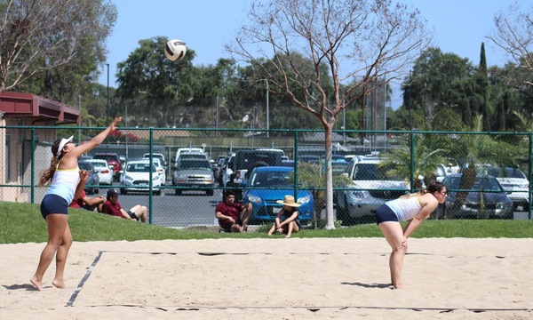 W. BEACH VOLLEYBALL: ON TO THE SOCAL REGIONALS