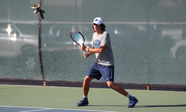 MEN’S TENNIS: HORNETS COME OUT WITH THE WIN  