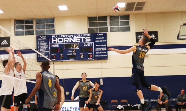 MEN'S VOLLEYBALL: TWO WINS IN A ROW