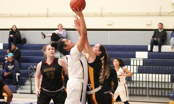 Melody Thomsen scored a game-high 22 points with 8 rebounds against the Gauchos.