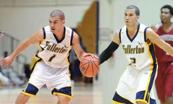 MEN'S BASKETBALL: TWINS SIGN WITH THE TOROS