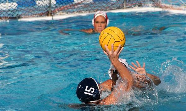 WOMEN'S WATER POLO: HORNETS ALL OVER GAUCHOS