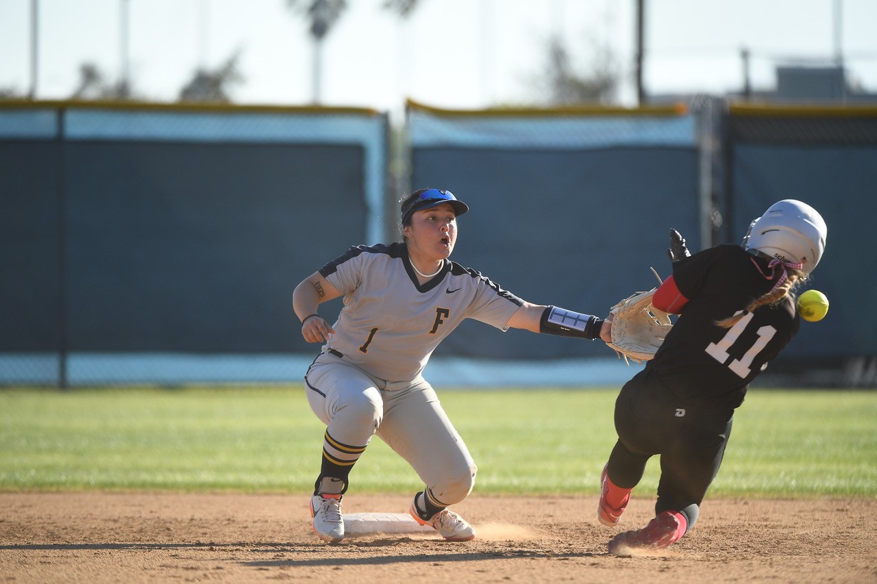 COMETS PITCH PAST FULLERTON