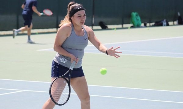 W. TENNIS: COMPLETING THE SWEEP