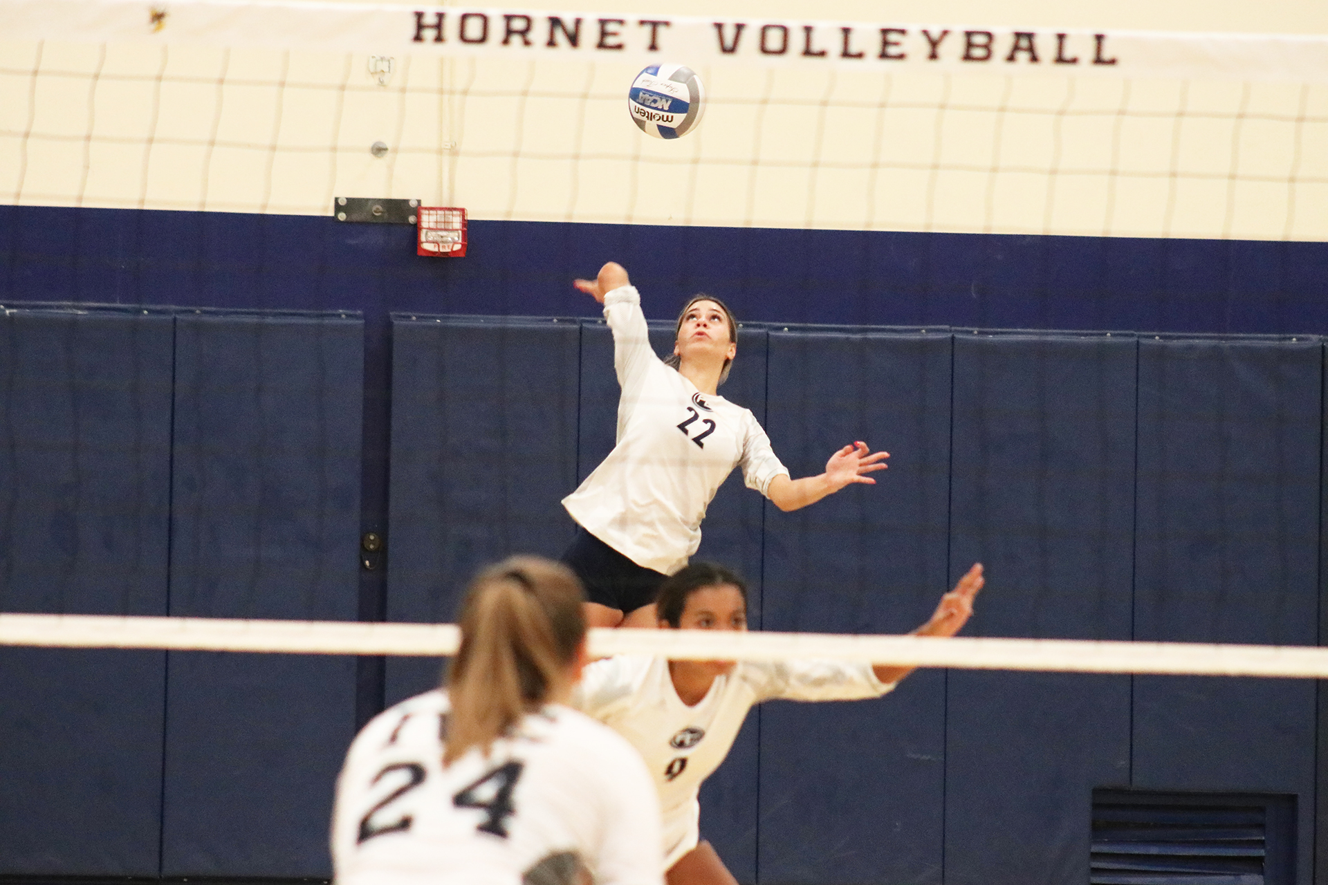W. VOLLEYBALL: HORNETS ON TO THE SOCAL REGIONALS