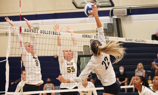 W. VOLLEYBALL: ANOTHER CLOSE LOSS
